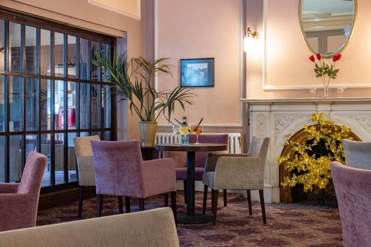 The Broadway Park Hotel Sandown Exterior foto
